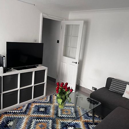 Plaistow Comfort Stay London Exteriör bild