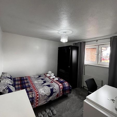 Plaistow Comfort Stay London Exteriör bild