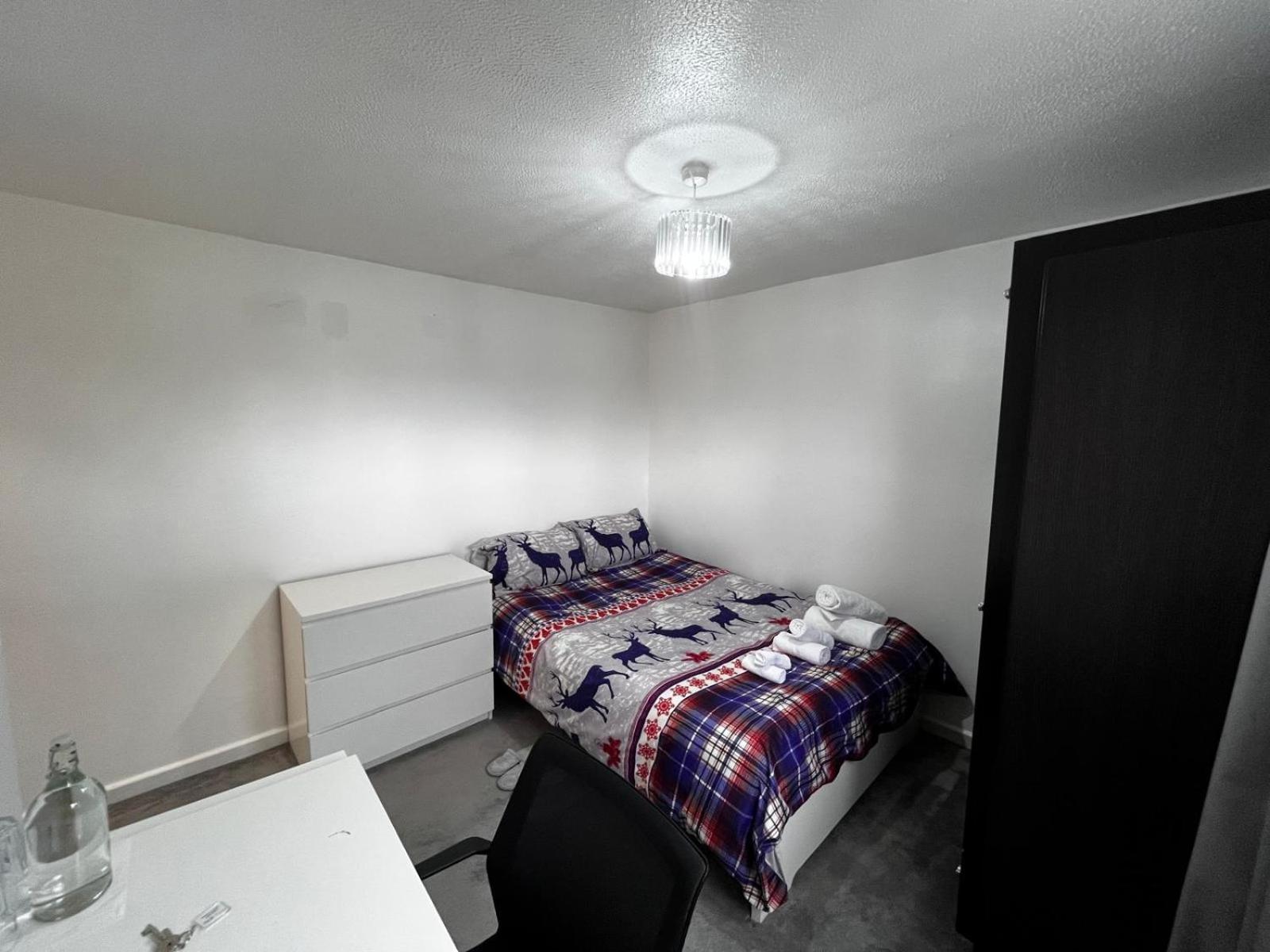 Plaistow Comfort Stay London Exteriör bild